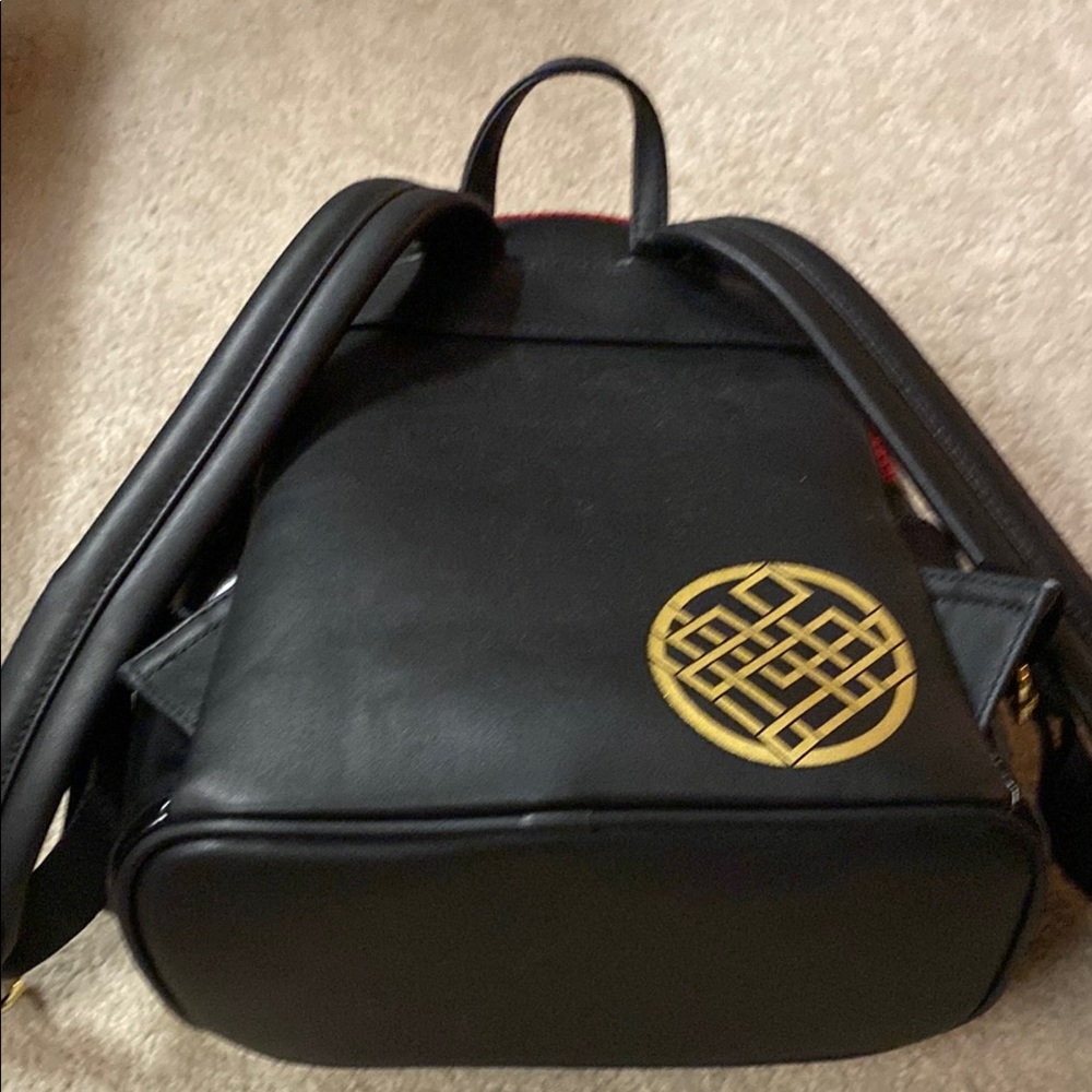 Loungefly Marvel Shang Chi Backpack - Picture 3 of 3